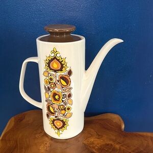 Vintage 1960’s J & G Meakin Bali Floral Coffee Pot Size 10” x 4”